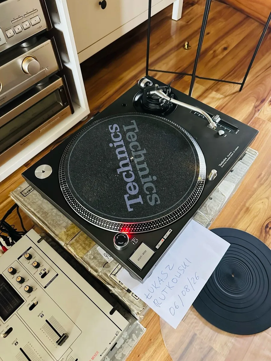 Technics SL1200 MK5 NEW - Image 2