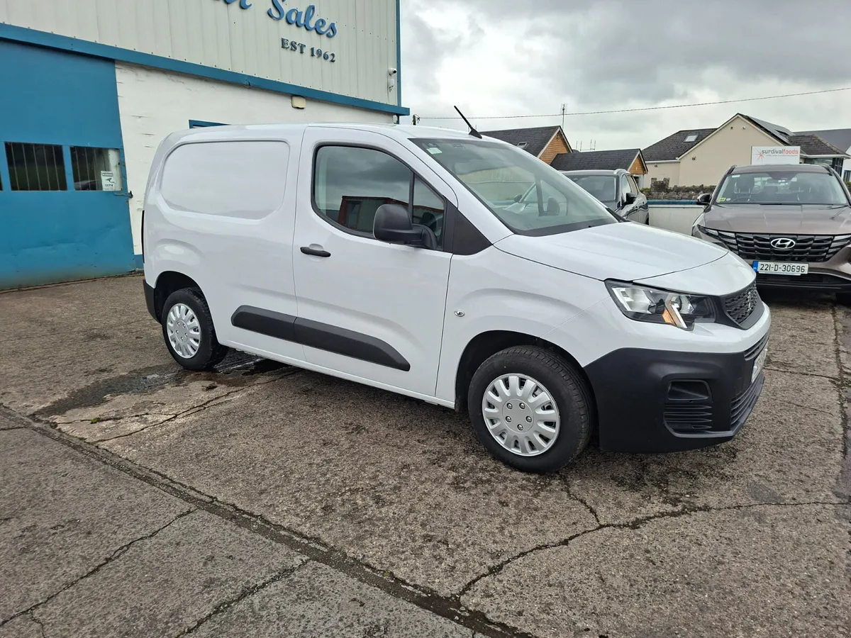 PEUGEOT PARTNER ACTIVE PLUS 1.5 HDI €16950 inc vat - Image 4