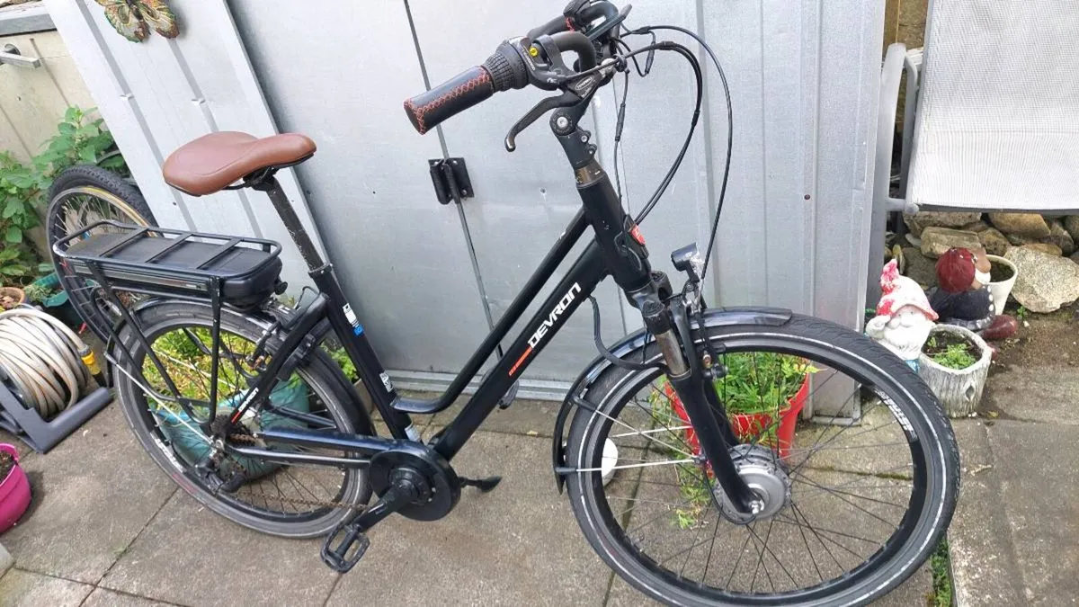 Devron E-Bike Medium Frame - Image 1