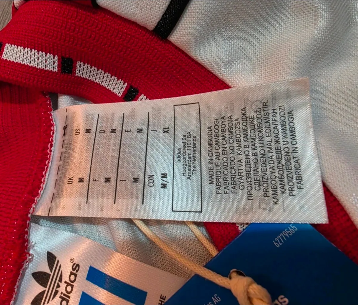 1991 Manchester United European Cup jersey - Image 3