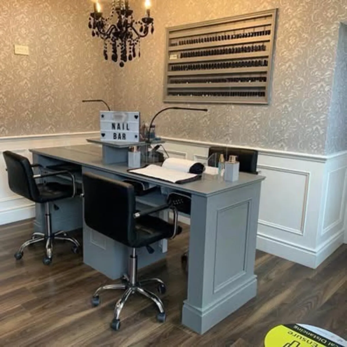Double station nail table - Image 1