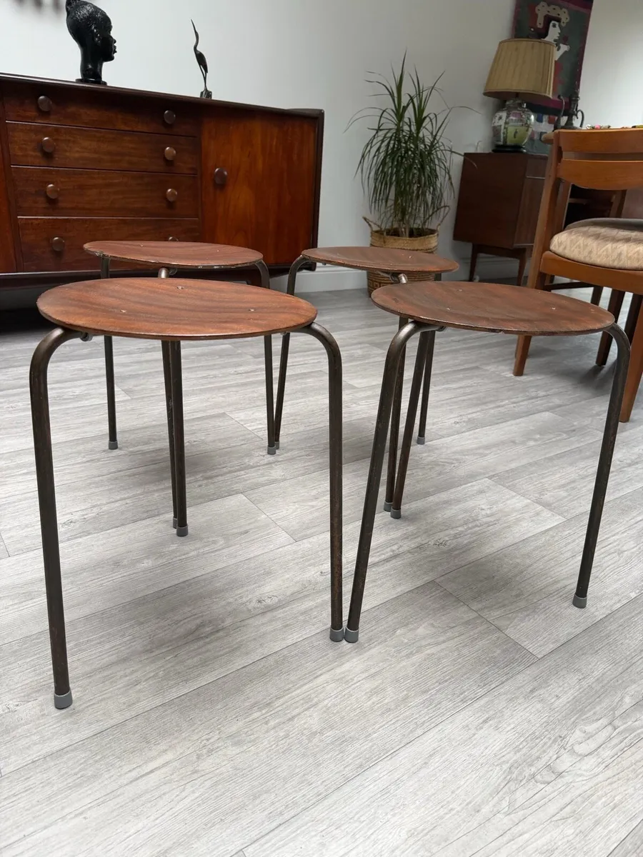 Mid Century Dot Stool - Image 2
