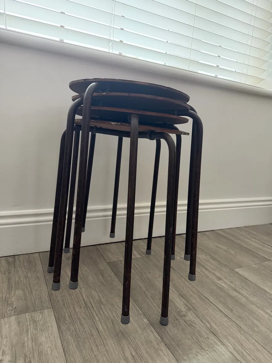 Mid Century Dot Stool - Image 3