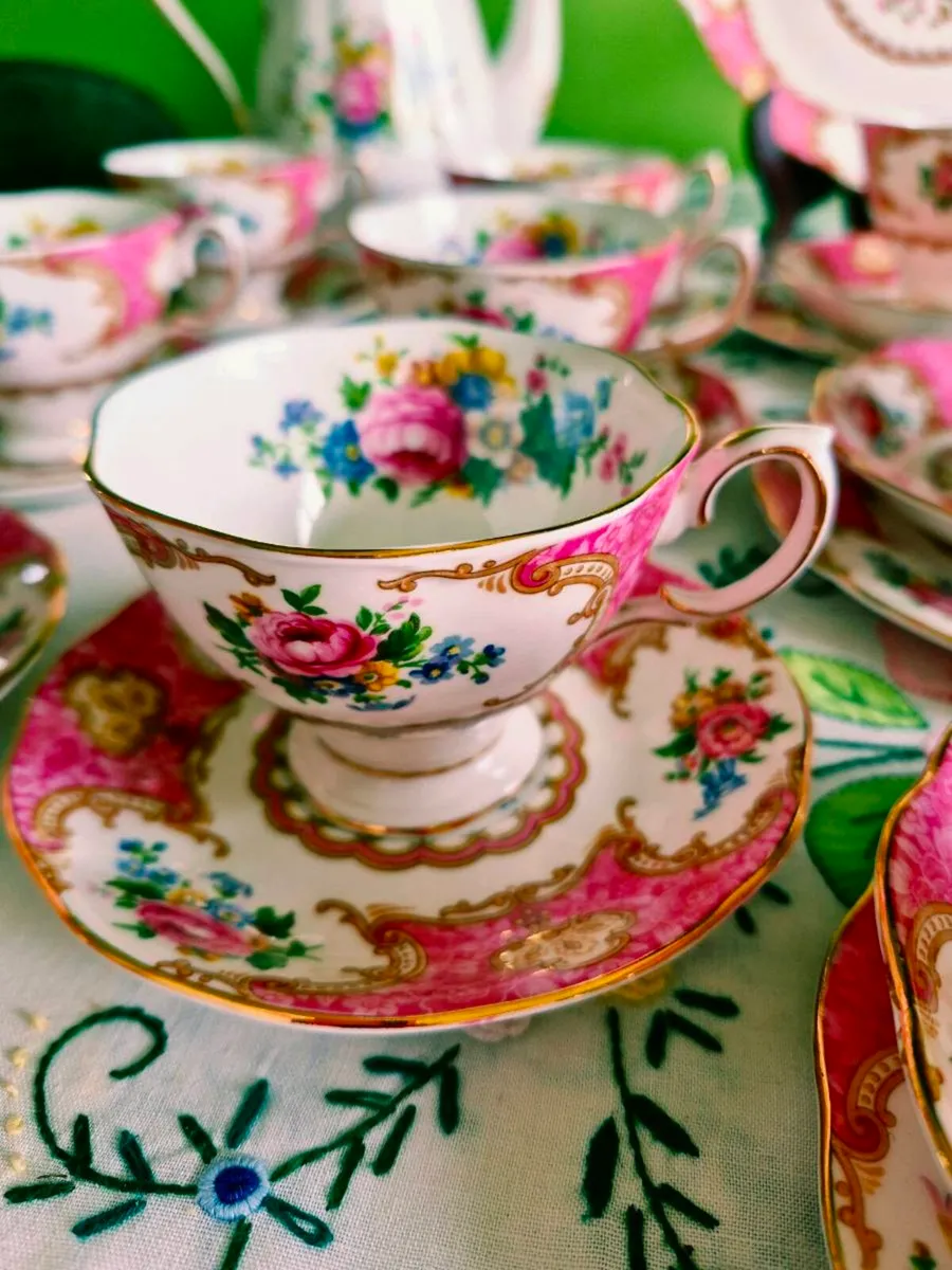 Rare Lady Carlyle coffee set. - Image 3