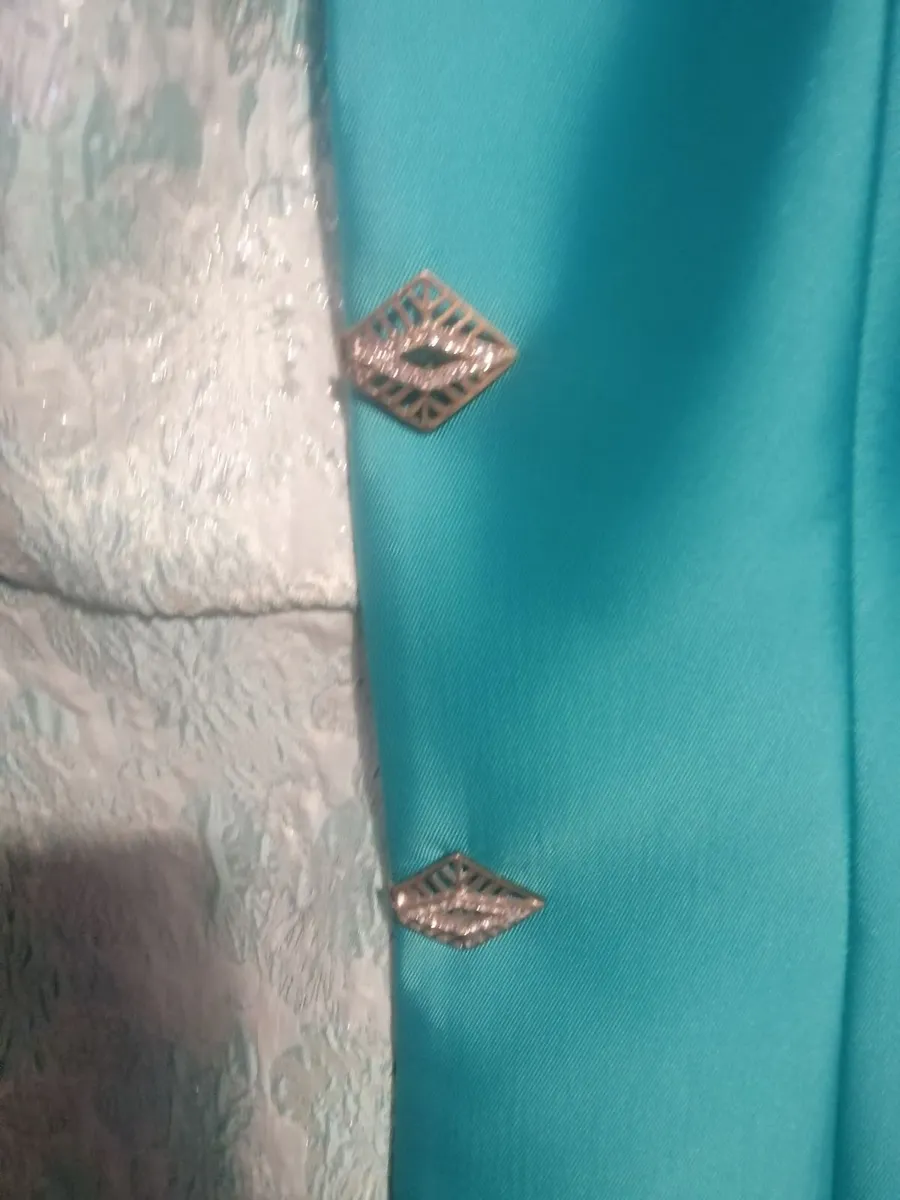 Carla Ruiz Designer Jacket - Image 3