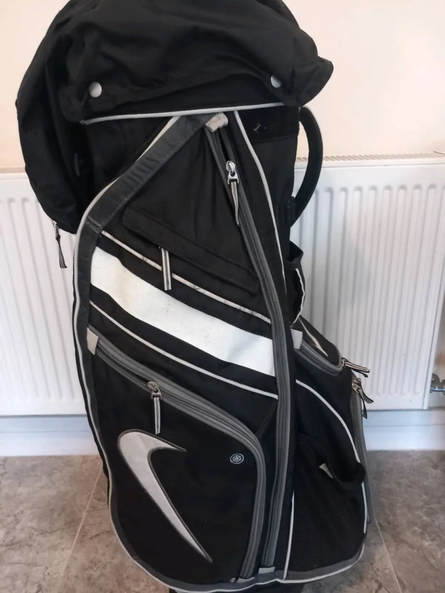 Nike water resistant golf cart bag. - Image 3