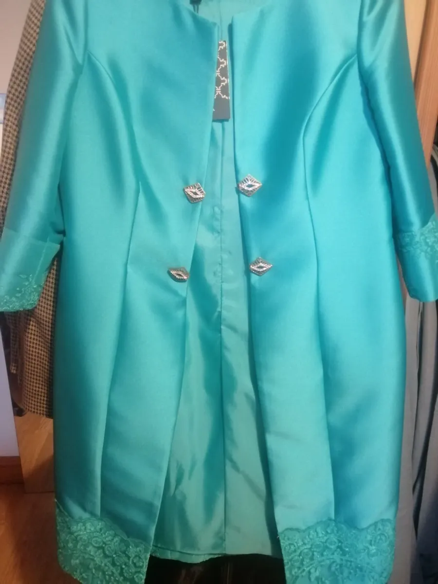 Carla Ruiz Designer Jacket - Image 2