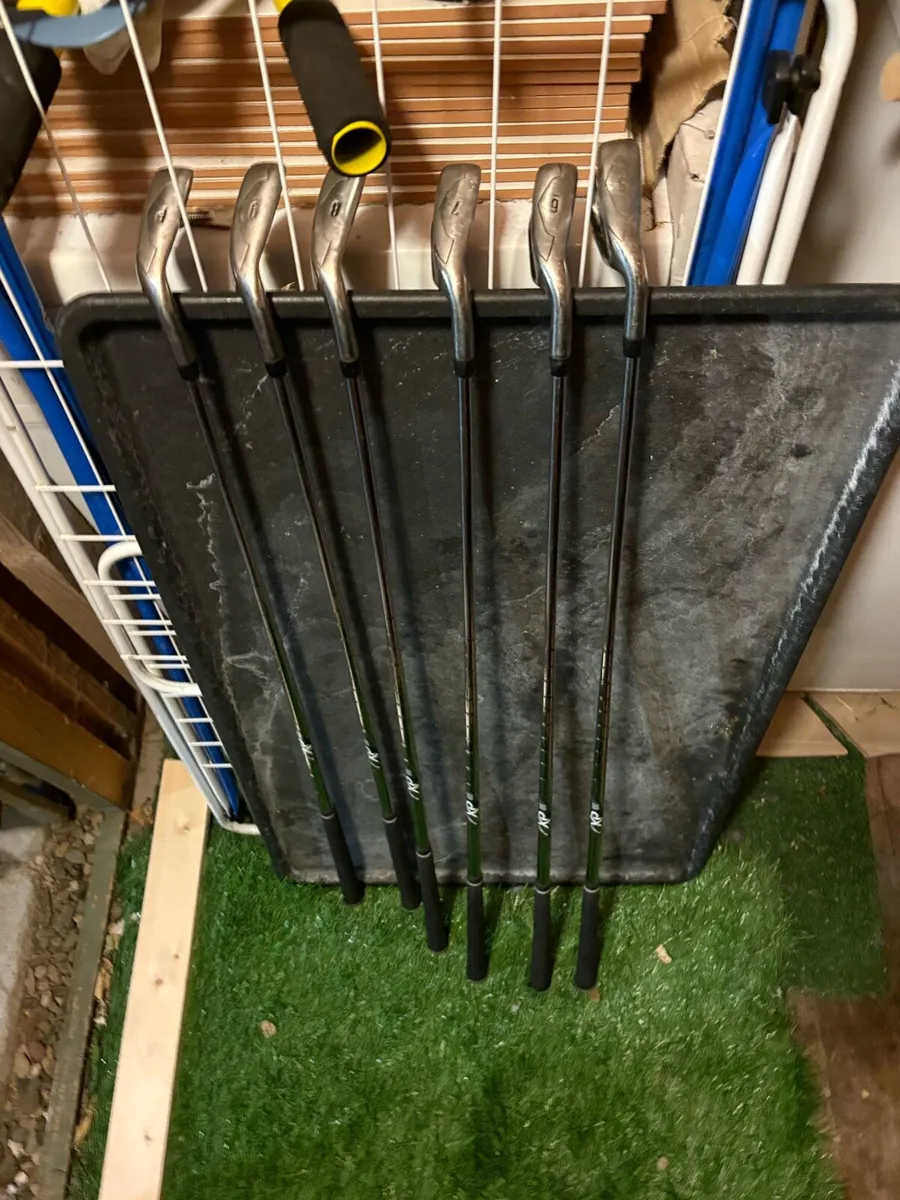 Golf clubs - Image 1