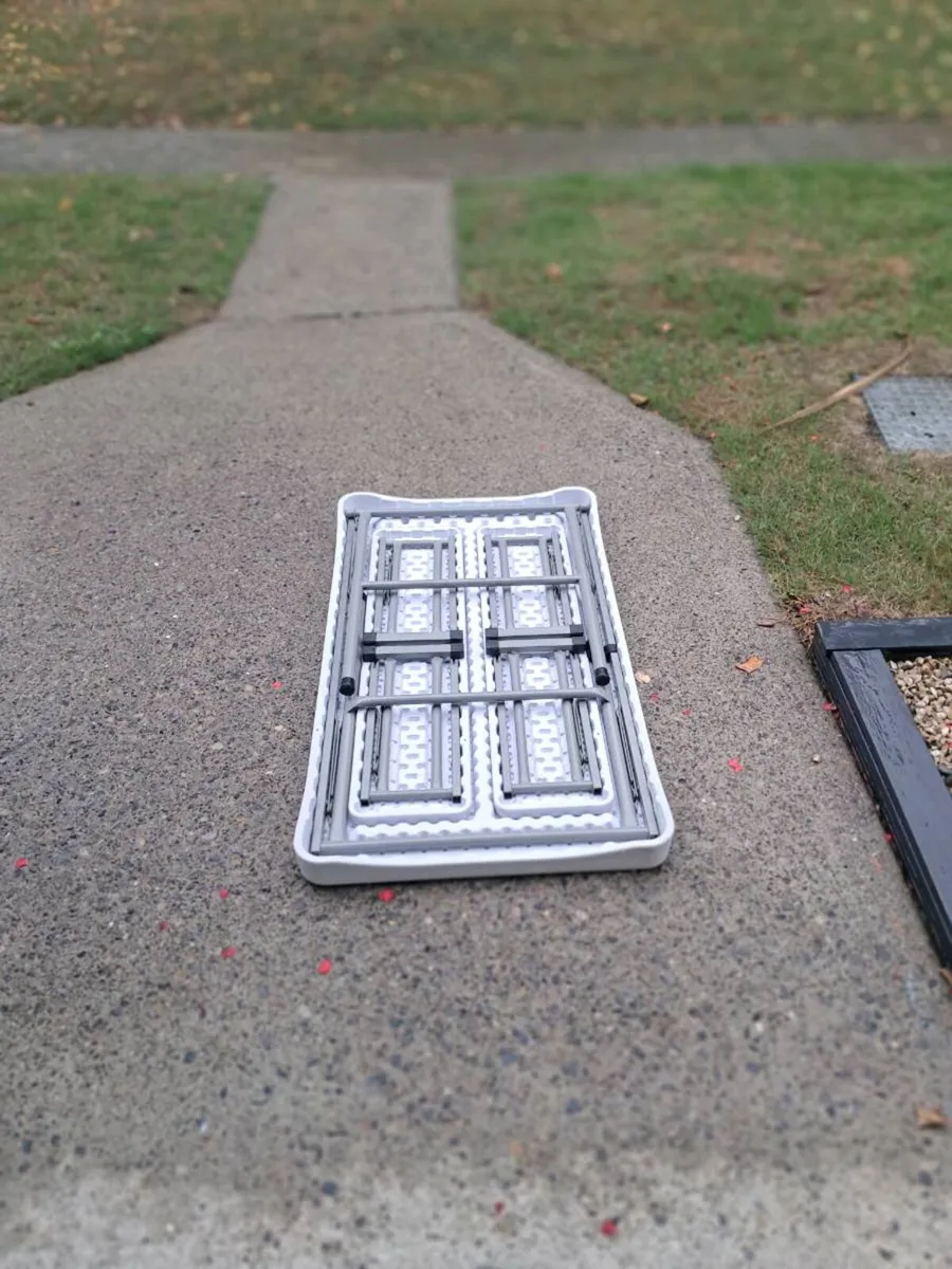 Camping table - Image 2