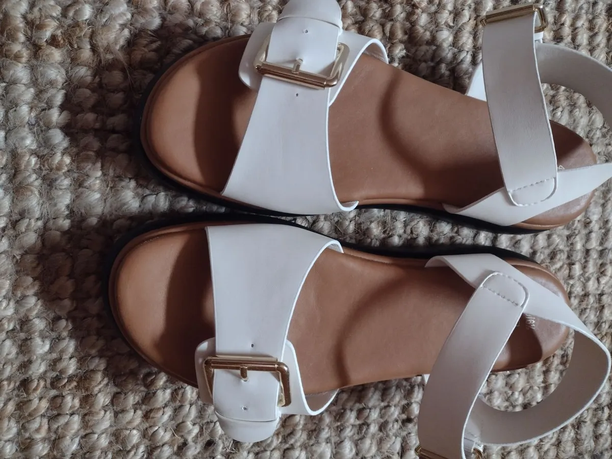 Brand new ladies sandals UK 6.5 - Image 3
