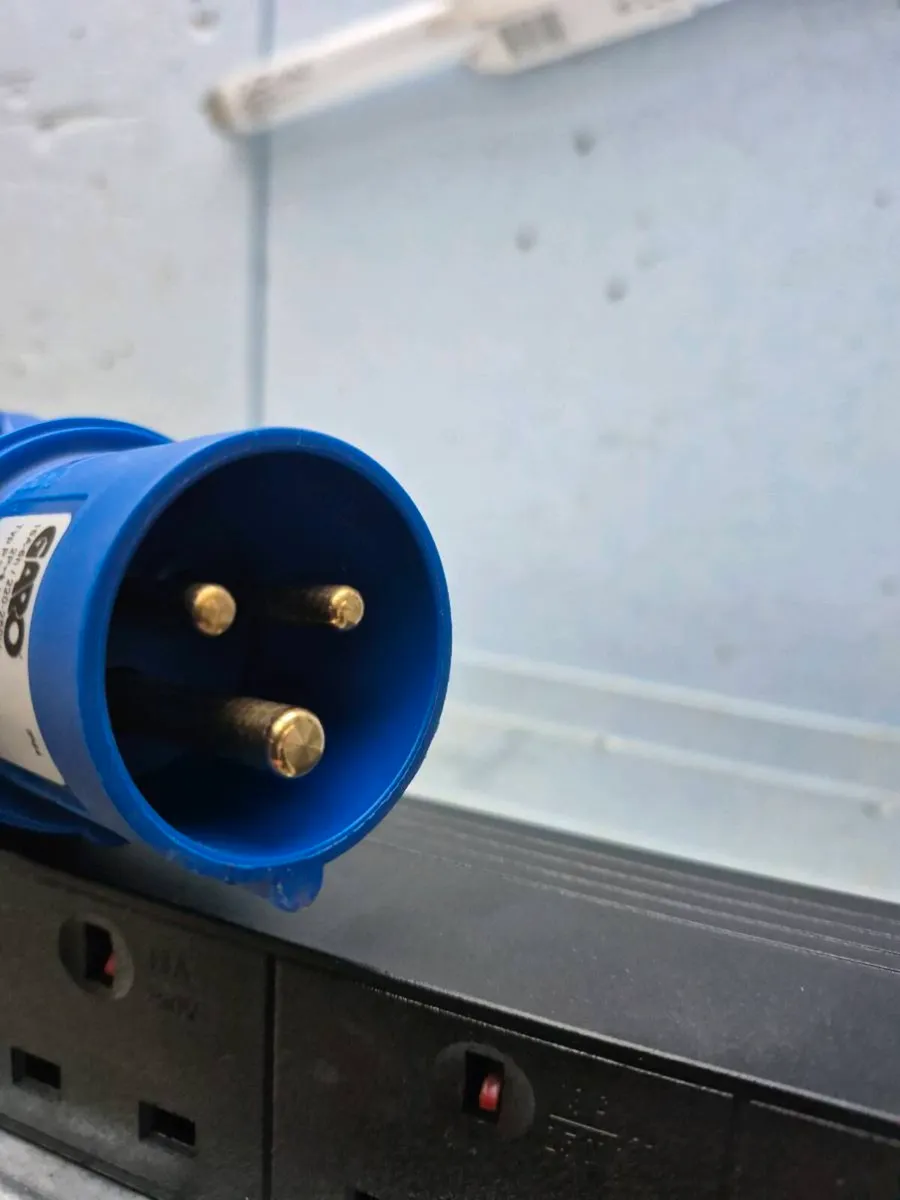 16 amp extension  leads - Image 4