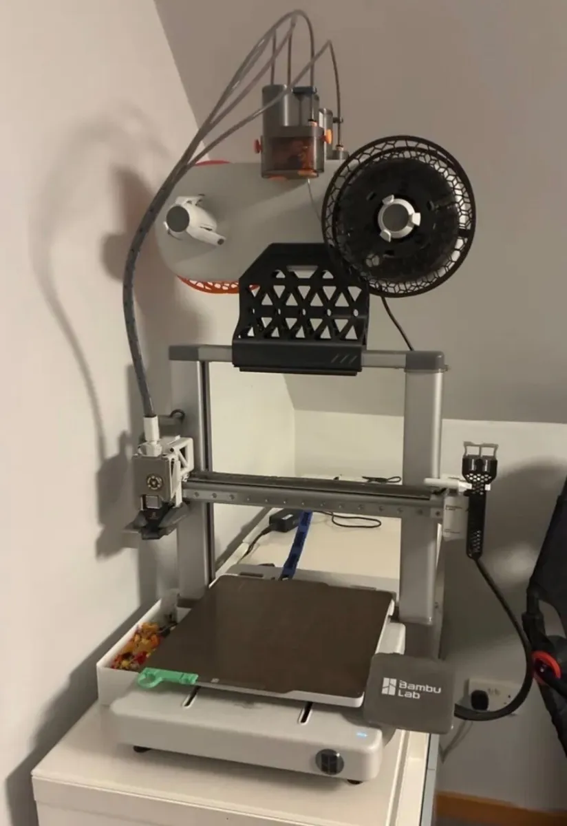 Bambu lab a1 combo(3d printer) - Image 1