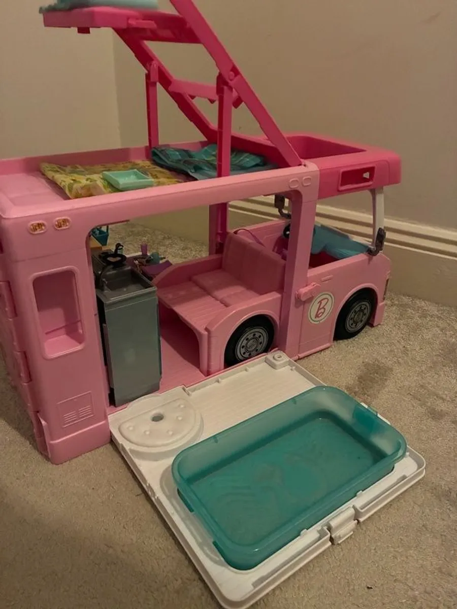 Barbie 3in1 Camper van & Barbie Helicopter - Image 2