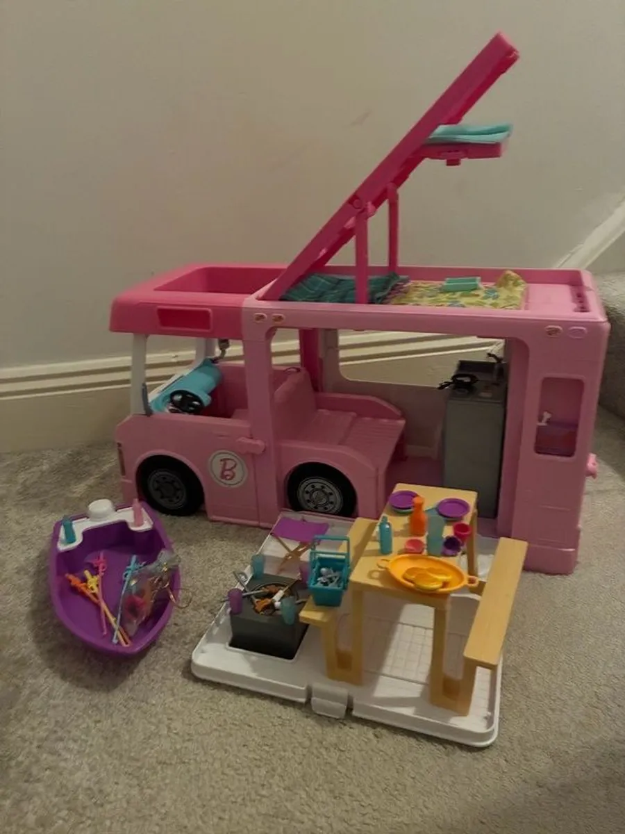 Barbie 3in1 Camper van & Barbie Helicopter - Image 3