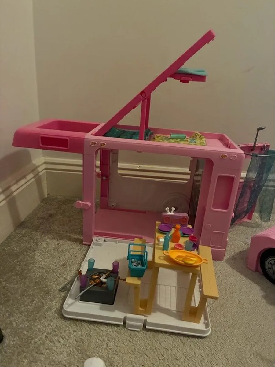 Barbie 3in1 Camper van & Barbie Helicopter - Image 4