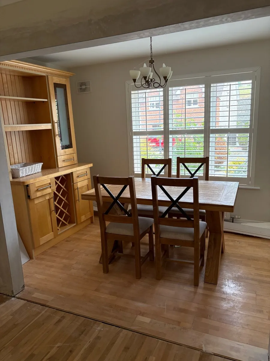 Solid cabinate - Image 1