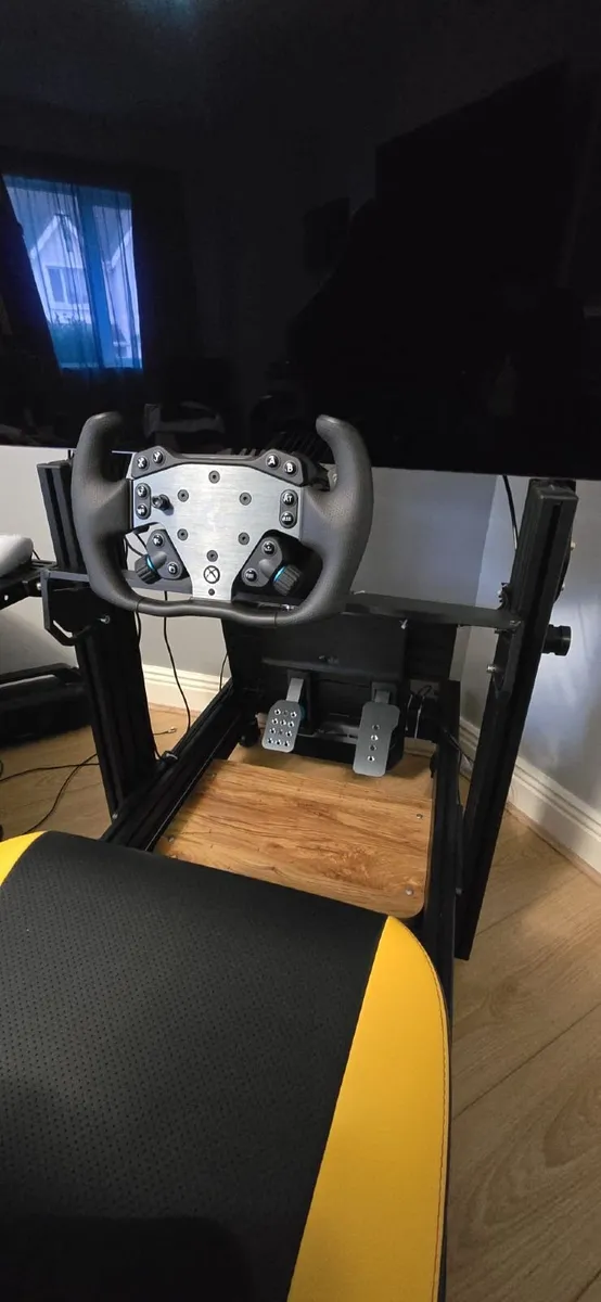 Logitech + GT Omega Sim Racing RIG - Image 3