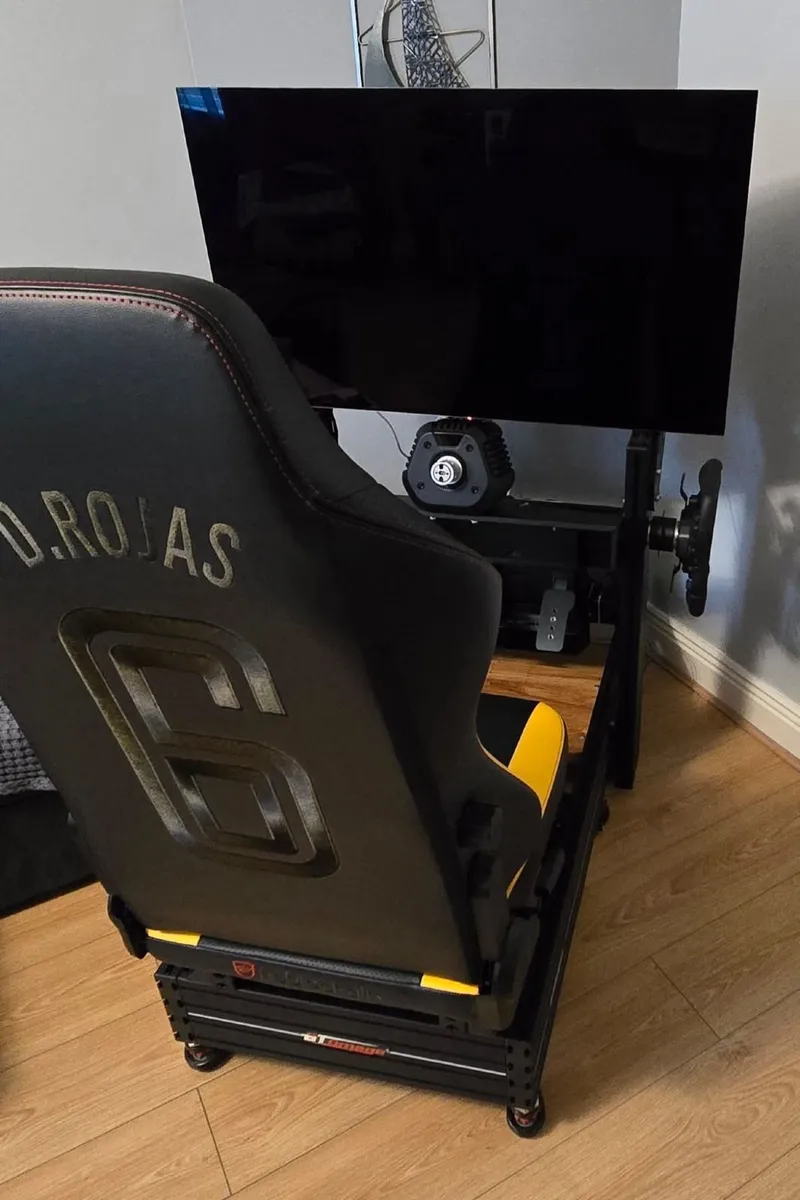 Logitech + GT Omega Sim Racing RIG - Image 4