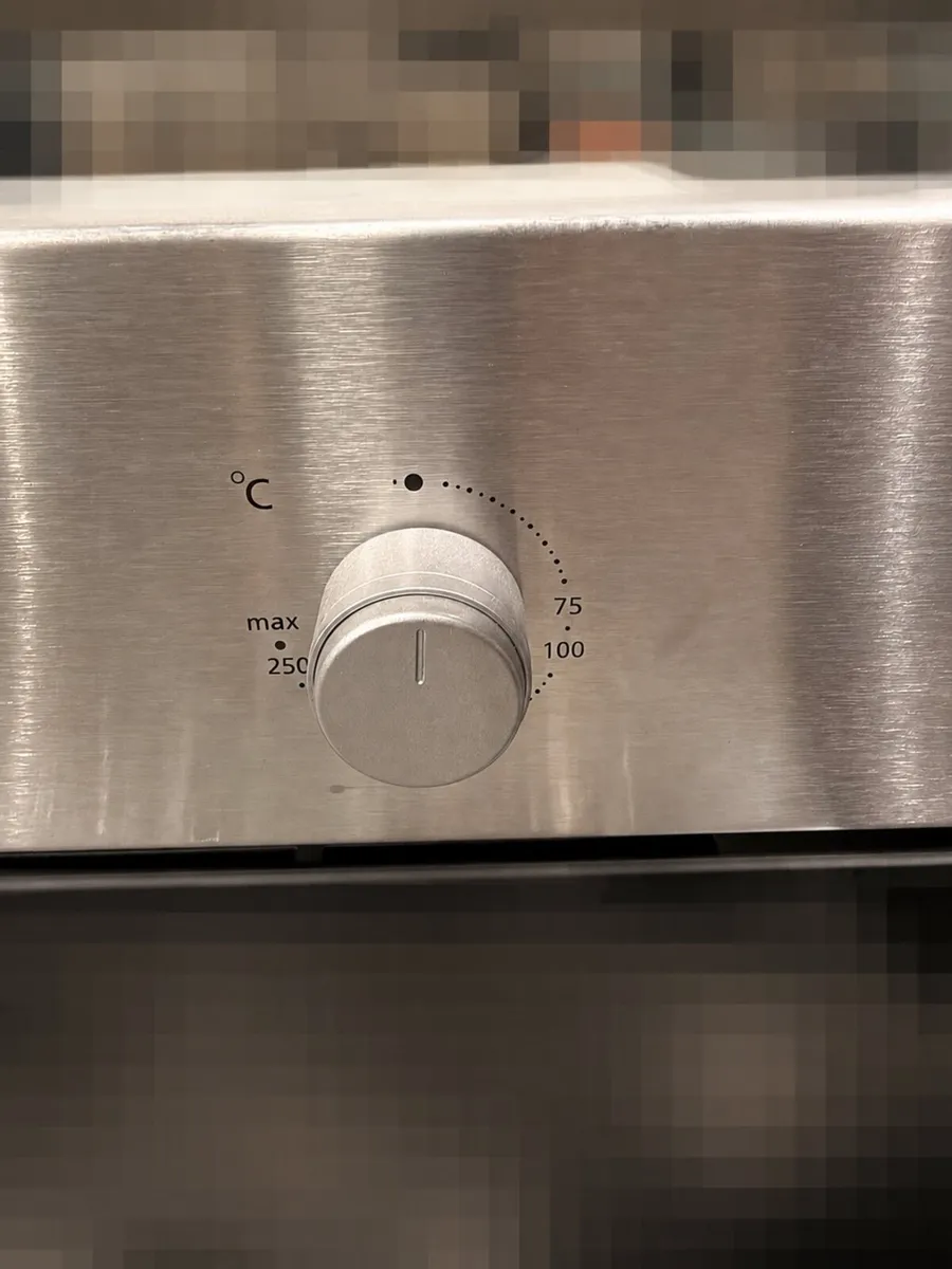 Logik Oven - Image 4
