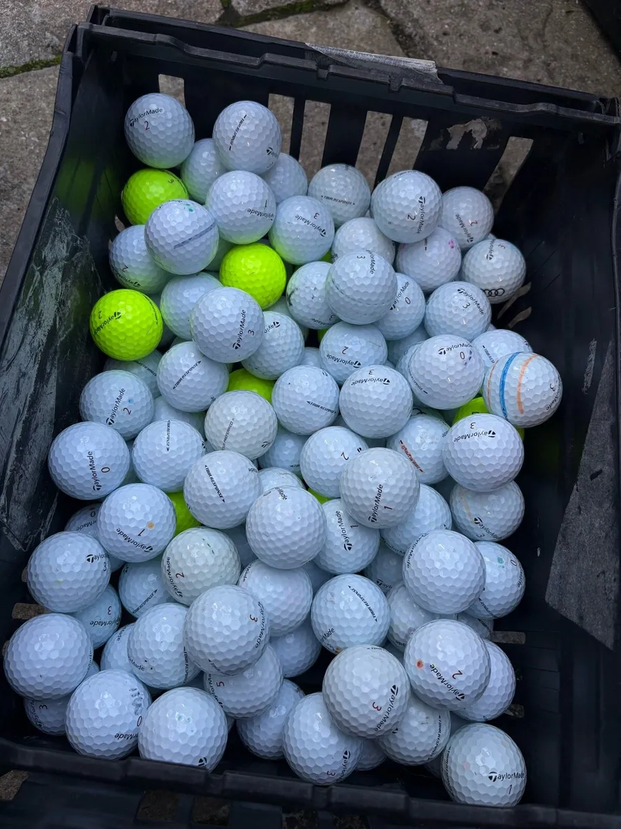 30 Taylormade (Tour Response) Golf Balls