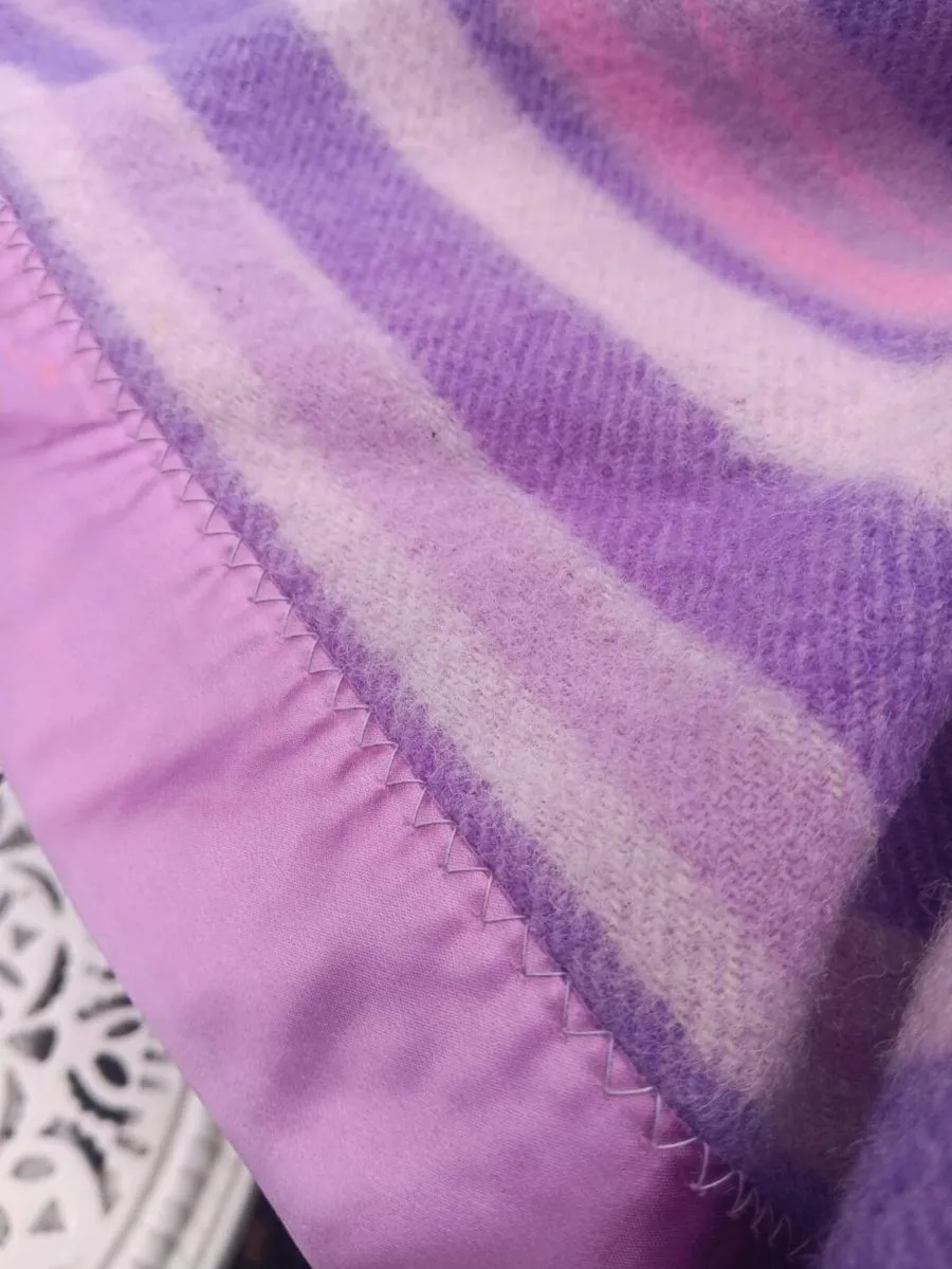Vintage wool blankets - Image 4
