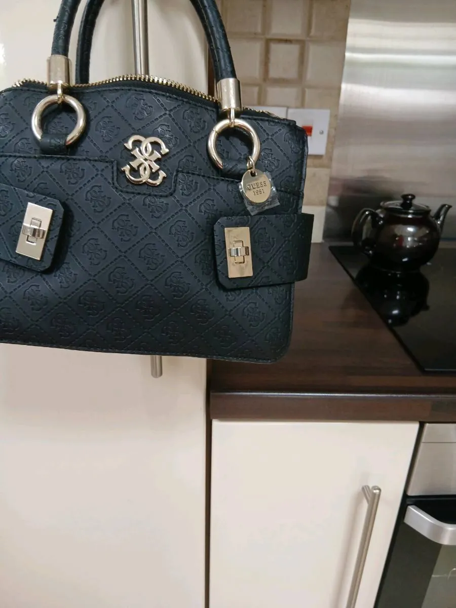 HAND BAGS ALL NEW - Image 3