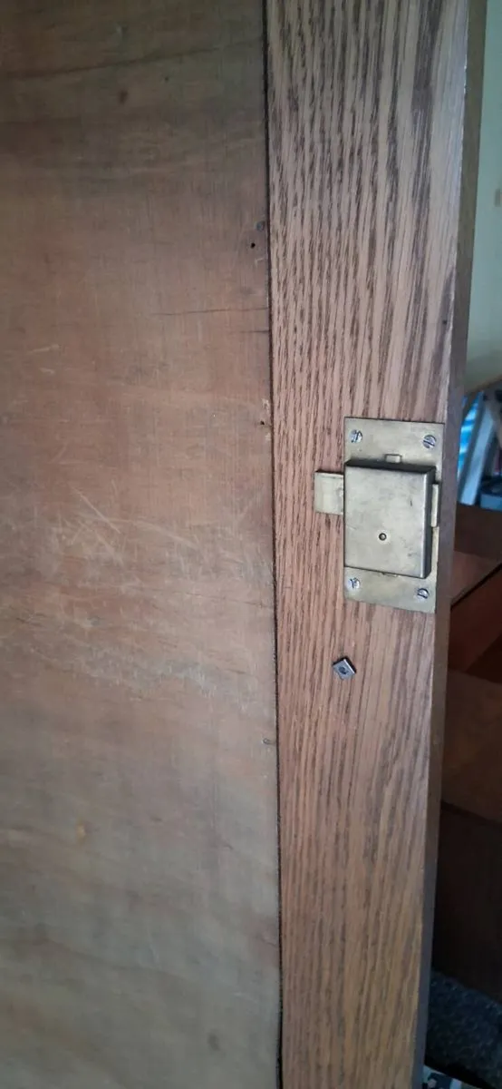 1900's solid oak Wardrobe - Image 4