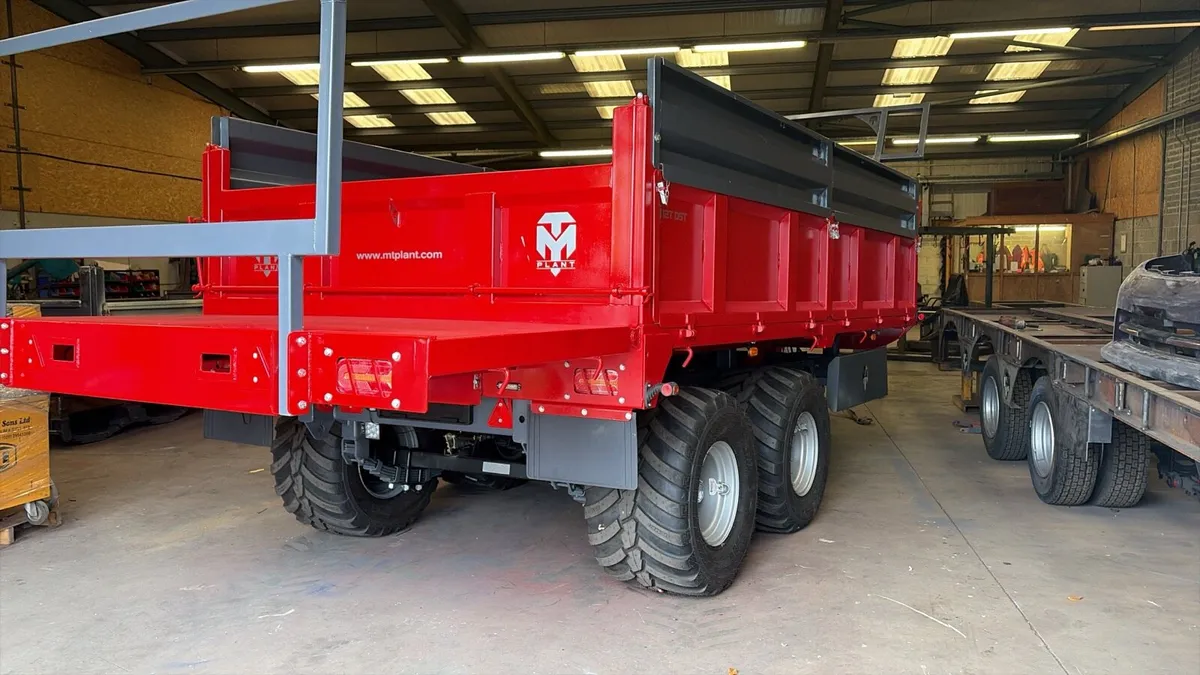 M T Plant 12ton dropside 15x8 - Image 3