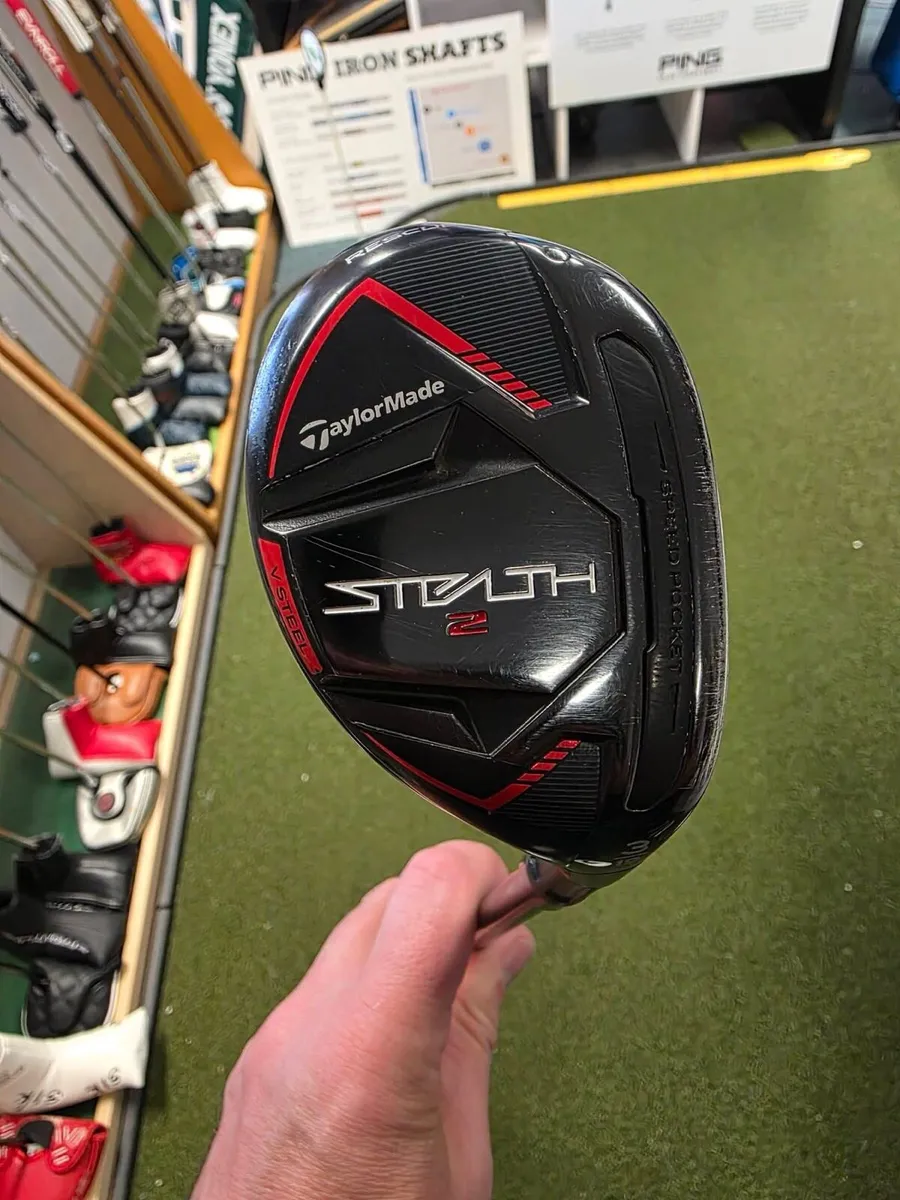 Taylormade Stealth 2 3 Hybrid - Image 1