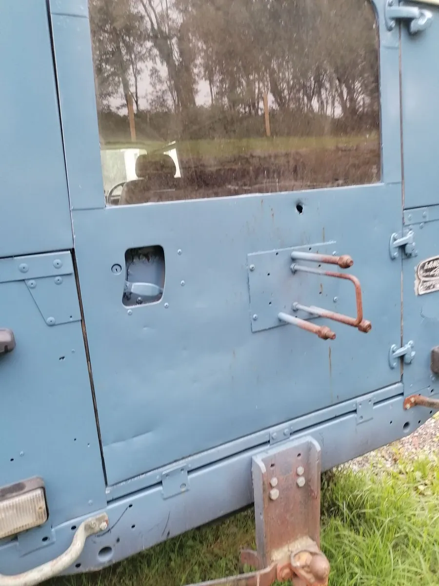 Land Rover Defender 1987 - Image 3