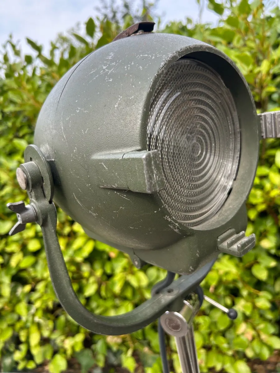 Mid century strand stage / theatre light retro - Image 3