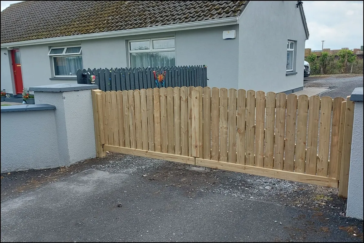 Front Gates - Image 1