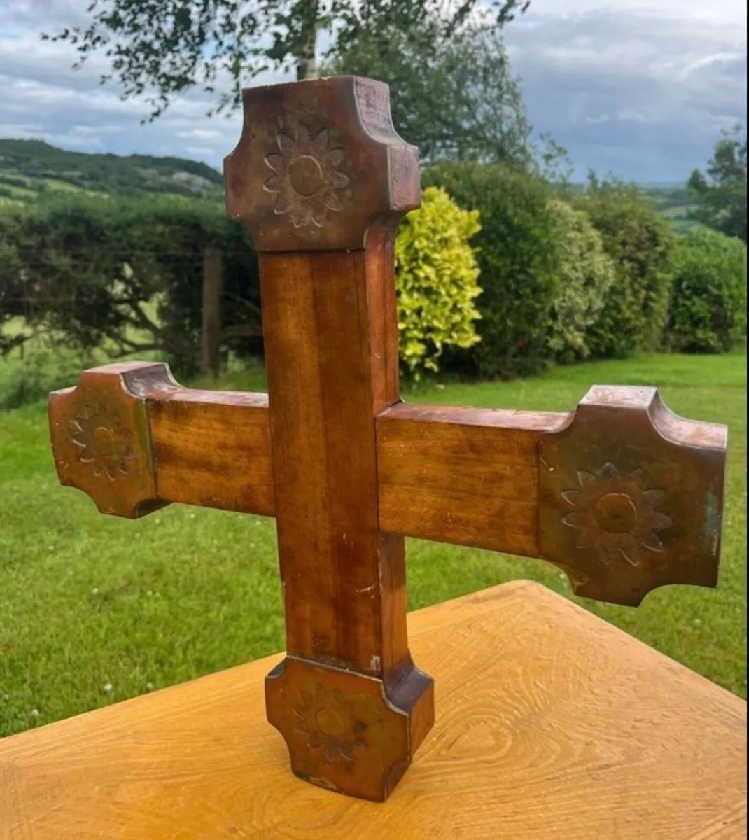 Antique crucifix - Image 4