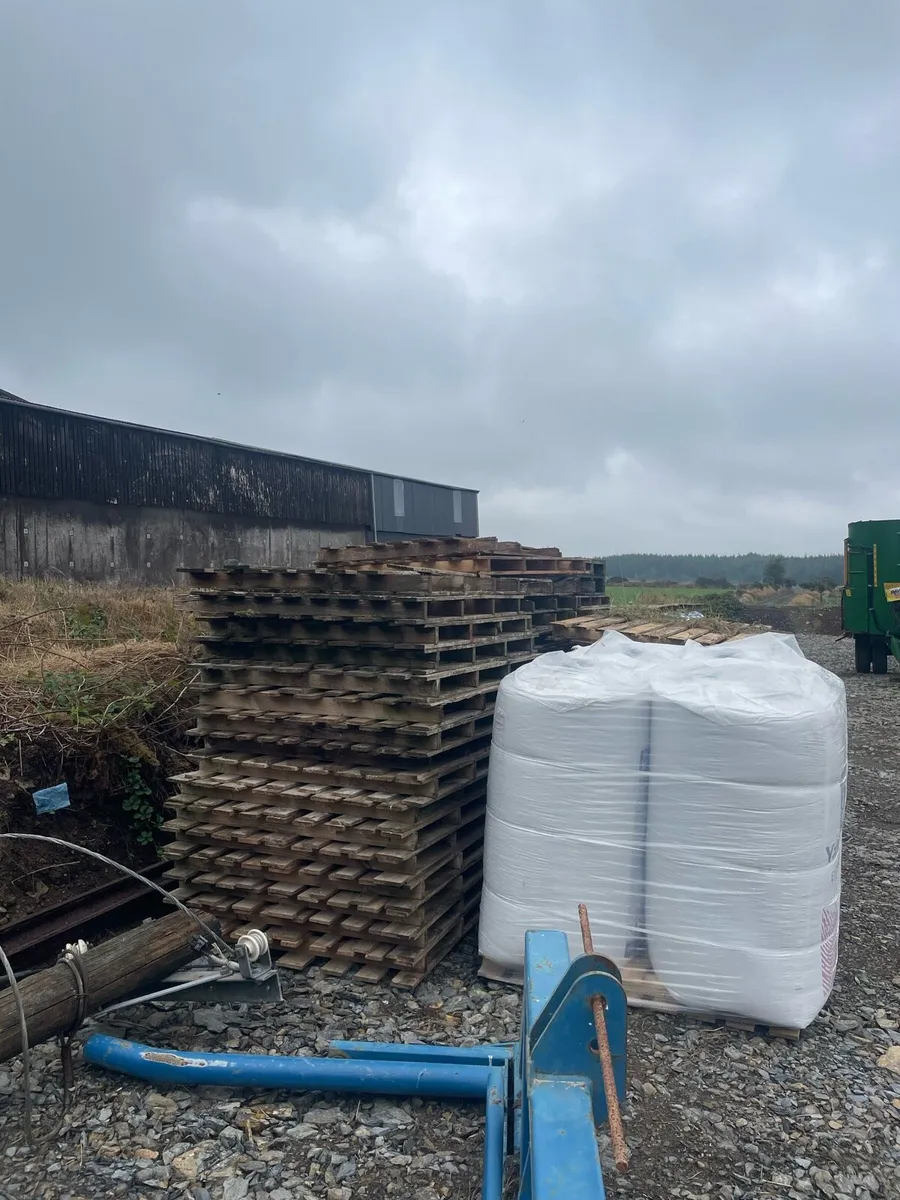 Pallets - Image 3