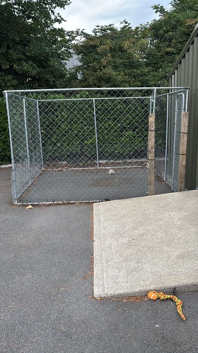 Pet cage - Image 1