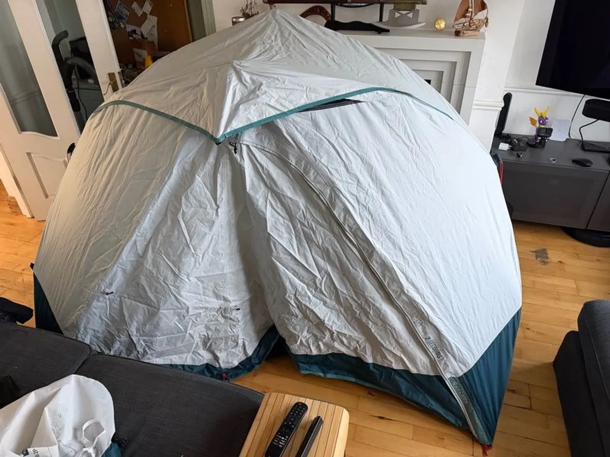 Decathlon 2 person 2 second tent - Image 1