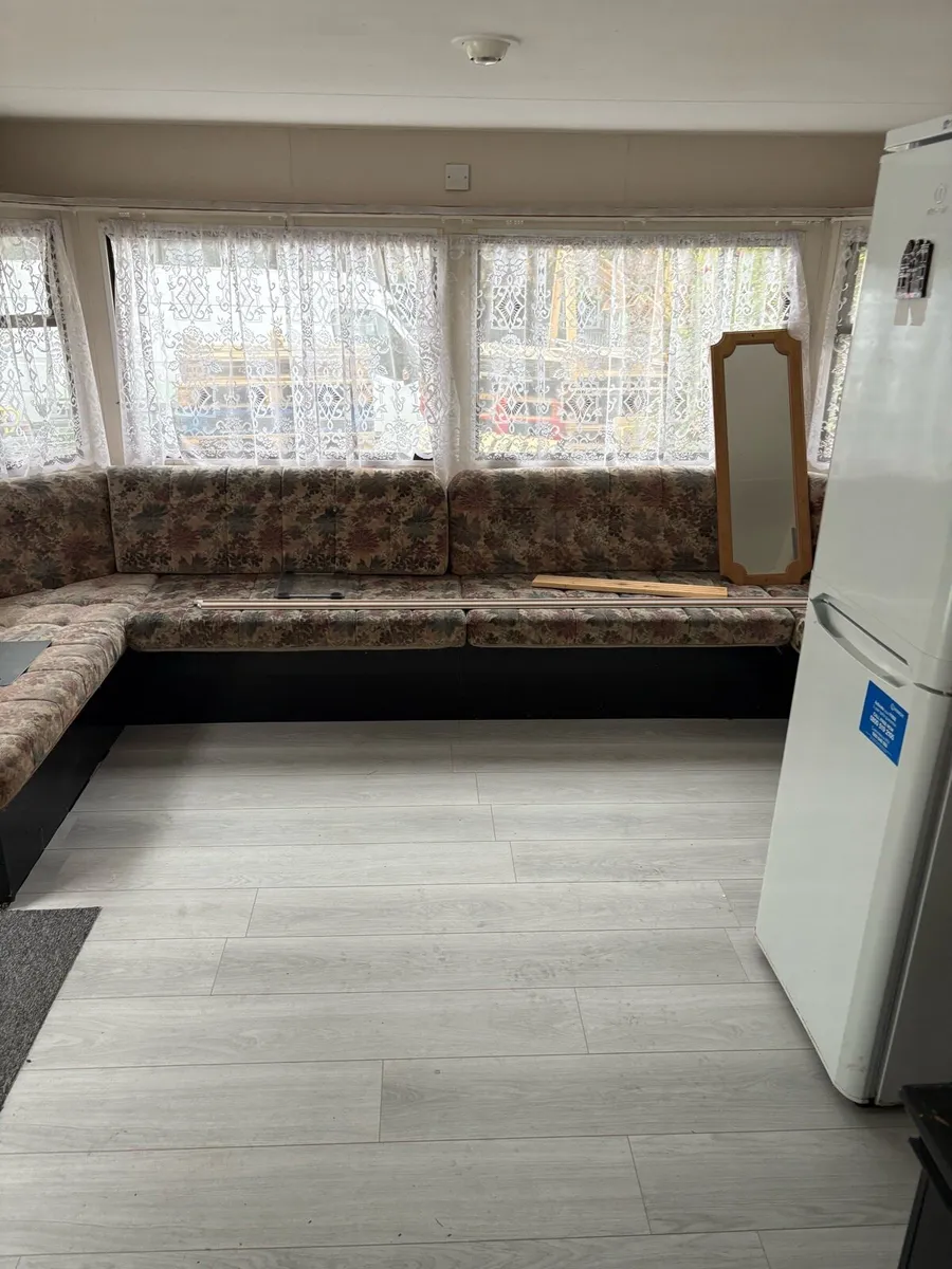 Mobile home - Image 2