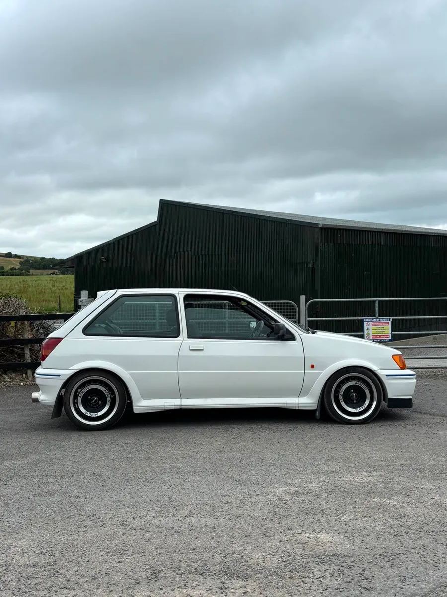Fiesta xr2i rs turbo - Image 2
