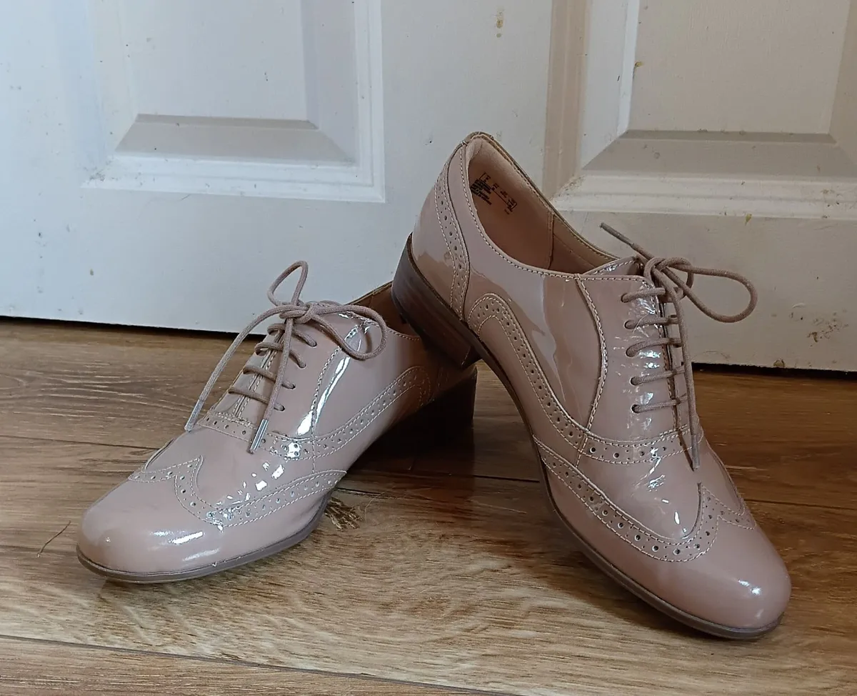 Clarks brogues - Image 1