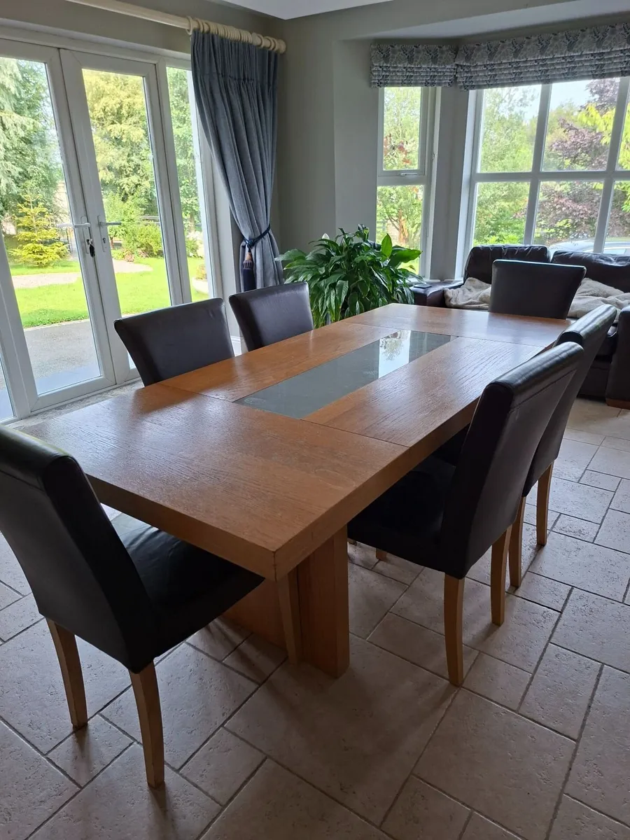 Table and chairsand matching side board - Image 1