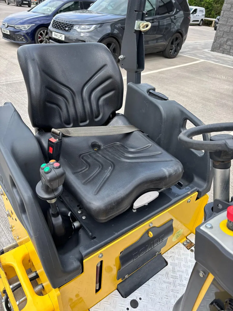 2023 BOMAG 100 BW100 ADM-5 169HRS - Image 4