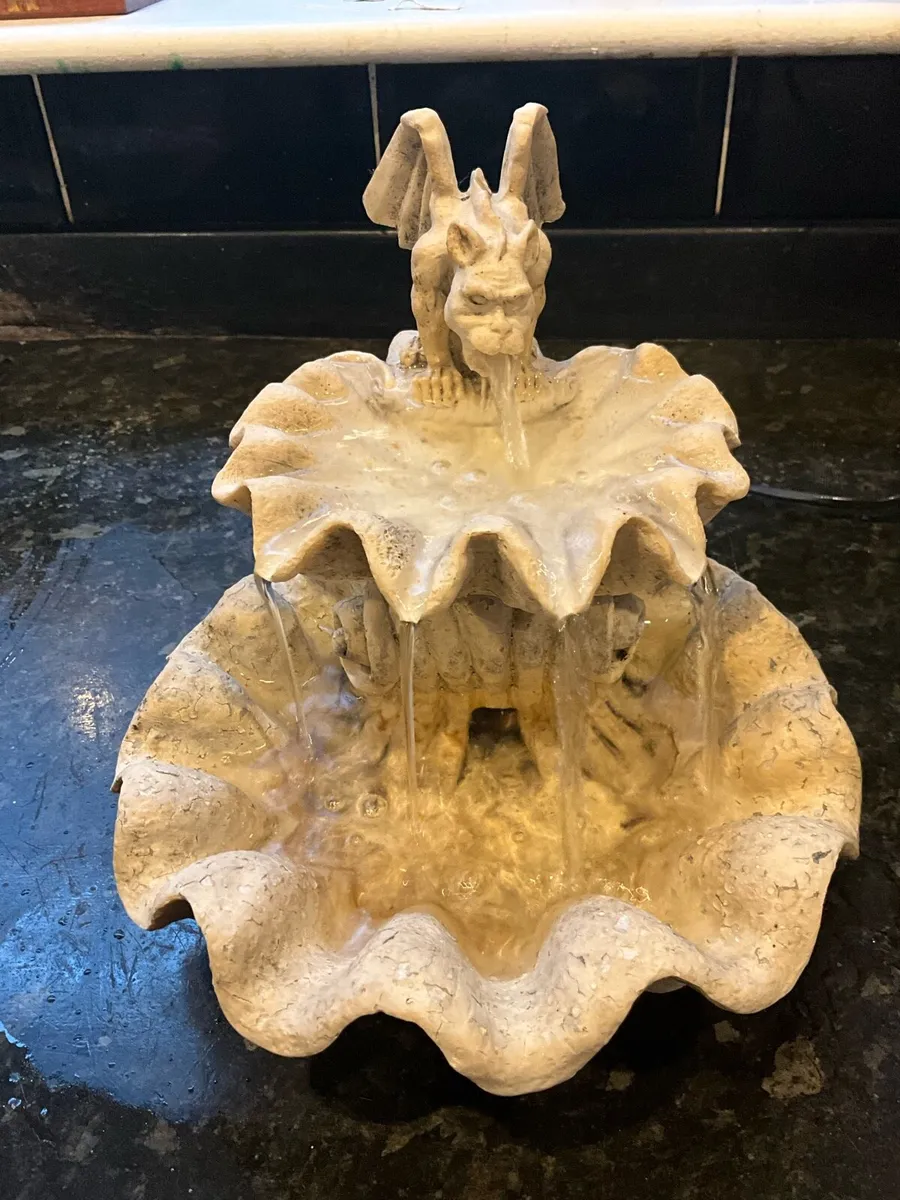 Vintage Indoor Water Fountain - Image 4