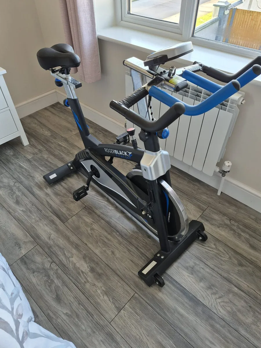 Rodger black spinning bike - Image 2