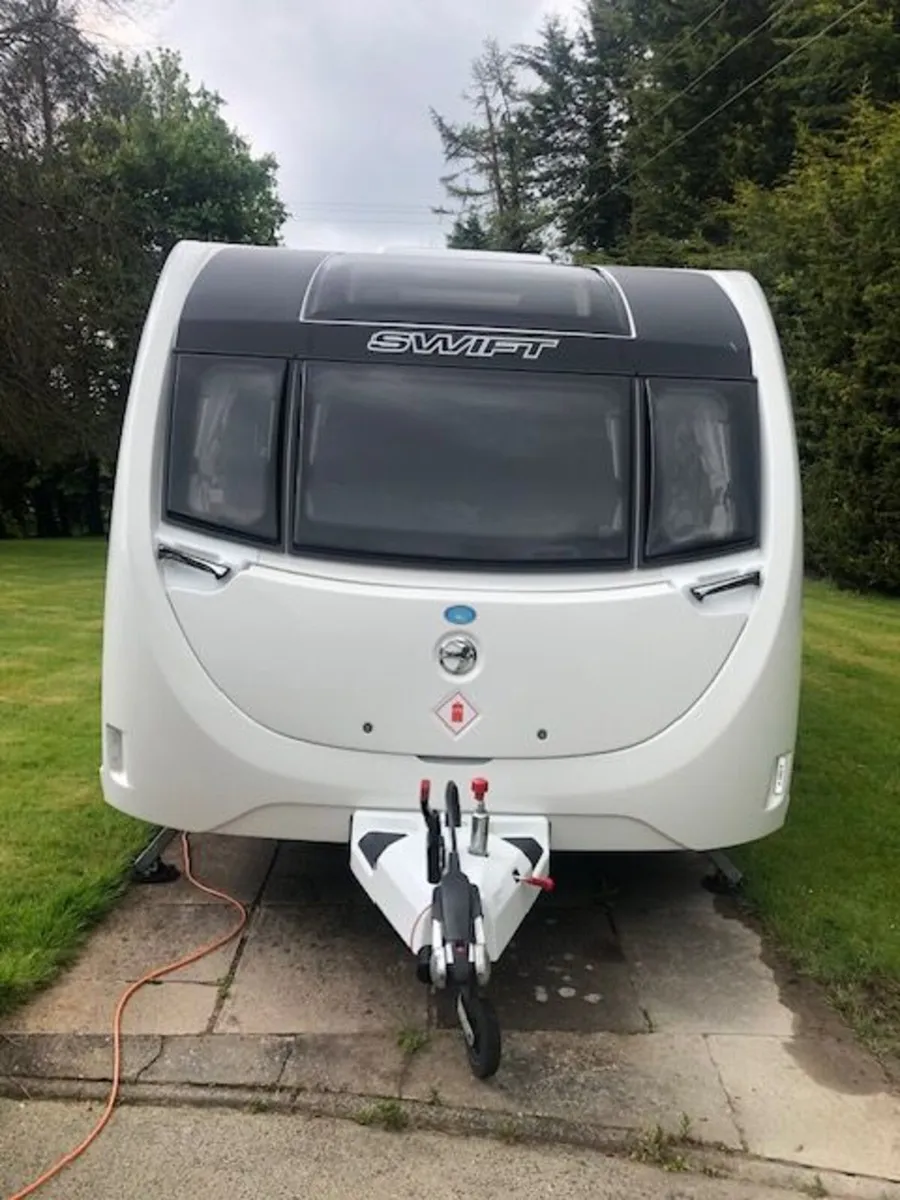 2022 Swift Europa 880 Caravan - Image 1