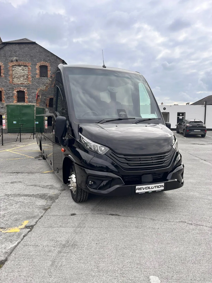 Erener Revolution 25 Seater + Guide Coach - Image 1