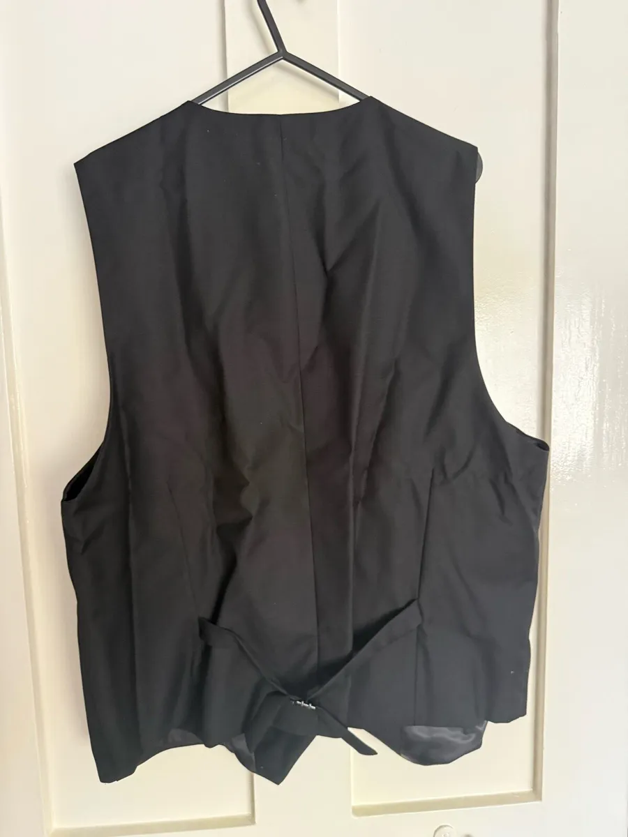 Men’s Waistcoat - Image 2