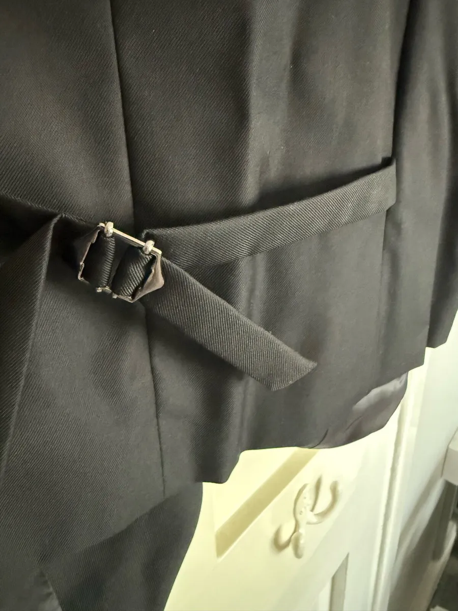 Men’s Waistcoat - Image 3