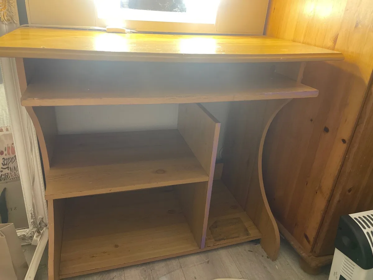 desk - Image 2