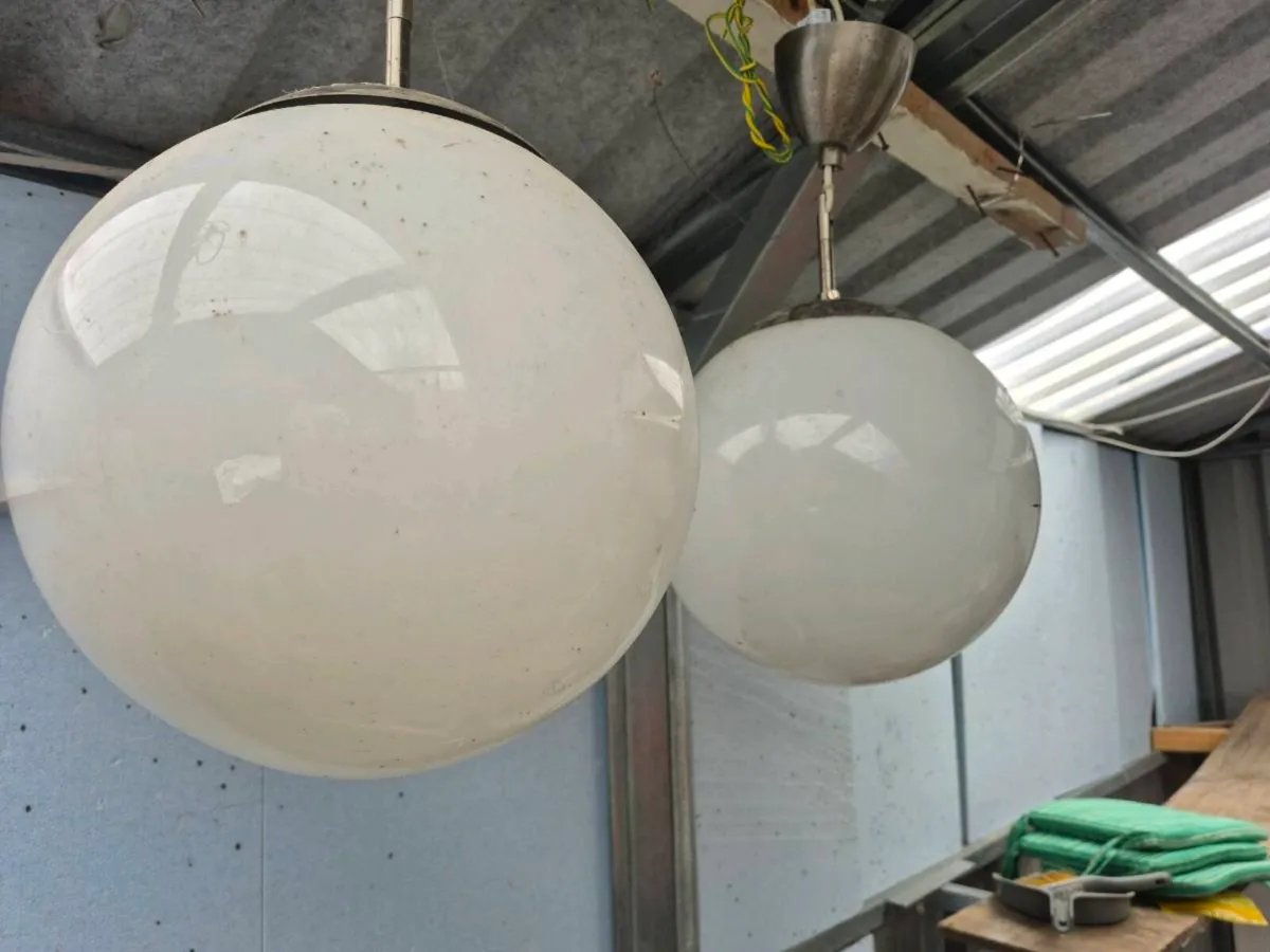 hanging lights - Image 1
