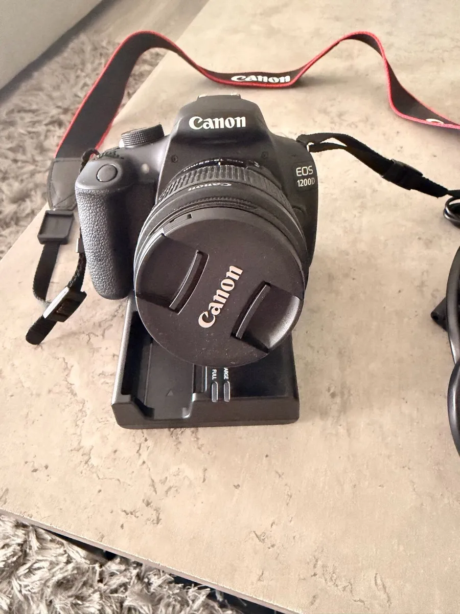Canon EOS 1200D - Image 4